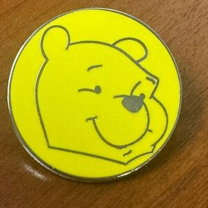5/$25 Disney Winnie The Pooh Pin‎